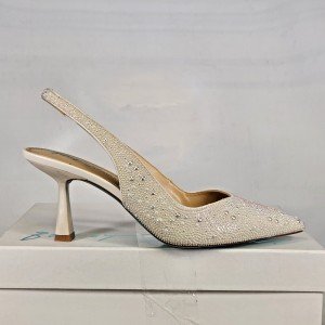 Betsey Johnson Ivory Bridal Heels Size 8