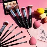 BEAKEY Organic Makeup Brushes Set with Sponges