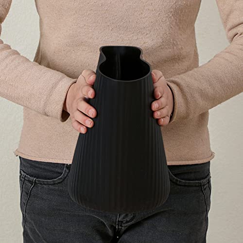 Compact 1.5 Gallon Round Trash Can - Black