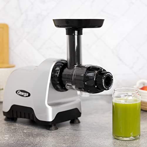 Omega CNC80S Compact Slow Juicer in Silver