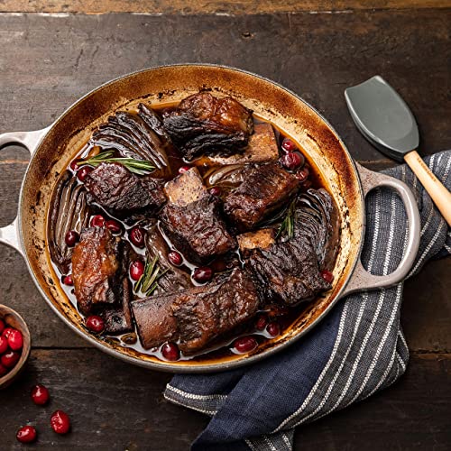 Le Creuset 20-Piece Cast Iron Cookware Set