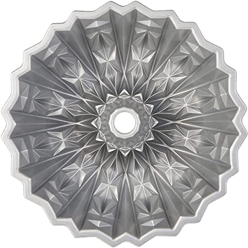 Nordic Ware Cut Crystal Bundt, 10 Cup, Gold