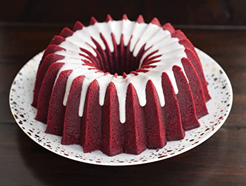 Nordic Ware Brilliance Bundt Pan Gold