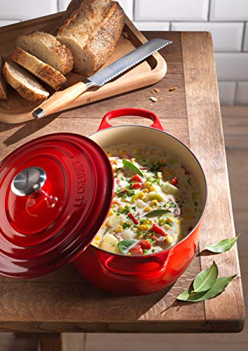Le Creuset Enameled Dutch Oven Cast Iron Signature Oval Casserole, 40cm, 15.5 Qt, Cerise