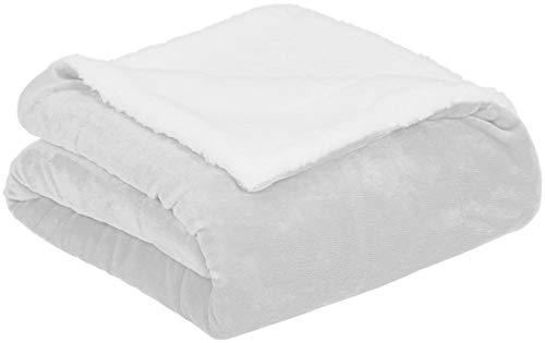 Amazon Basics Ultra-Soft Micromink Sherpa Blanket, Twin, Grey