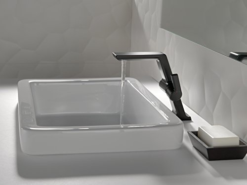 Delta Faucet Pivotal Matte Black Bathroom Faucet, Single Hole Bathroom Faucet, Single Handle Bathroom Faucet, Diamond Seal Technology, Drain Assembly, Matte Black 699-BL-DST