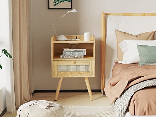 SUPERJARE Nightstands Set of 2, Night Stands with Charging Station & PE Rattan Decor Drawer, Bed Side Tables with Solid Wood Feet, End Table, for Bedroom, Living Room - Natural