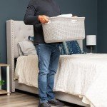 Mind Reader Basket Collection, Laundry Basket, 40 Liter (10kg/22lbs) Capacity, Cut Out Handles, Ventilated, Ivory