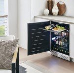 Zephyr Presrv Series 24 Inch Stainless Steel Freestanding or Built In Beverage Center 13 bottles, 84 12 oz cans (Single Zone Beverage Cooler - Outdoor)