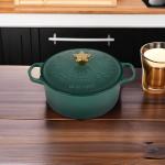 Noel Collection Dutch Oven with Gold Knob
