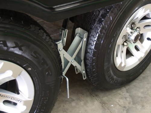 Quick Products JQ-HHD1006 Quick Locking Chock - Pair