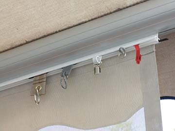 Valterra A30-0500 RV TwinTrak , White