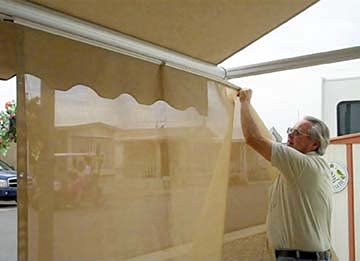 Valterra A30-0500 RV TwinTrak , White