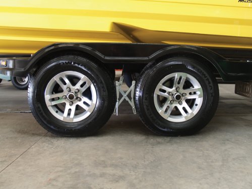 Quick Products JQ-HHD1006 Quick Locking Chock - Pair