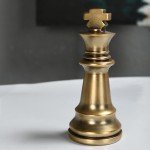 Majestic King and Queen Chess Figurines Set
