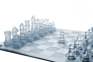 Elegant 12-Inch Glass Chess Set with 32 Pieces