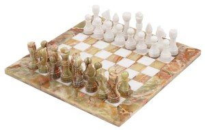 15" Green Onyx & White Marble Chess Set