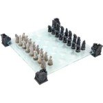 Vampire vs Werewolf Chess Set - 44cm Black