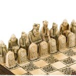 Compact Isle of Lewis Celtic Chess Set - 9