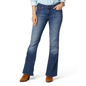 Levi Strauss Signature Gold Women's True Boot Jean (Standard and Plus), Golden Star, 12