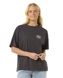Rip Curl Women's Oversized Heritage Fit Short Sleeve Crew T-Shirt, Washed Black Hibiscus Diamond