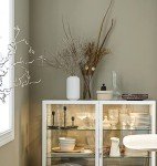 20 CM White Ceramic Ribbed Decorative Table Vases