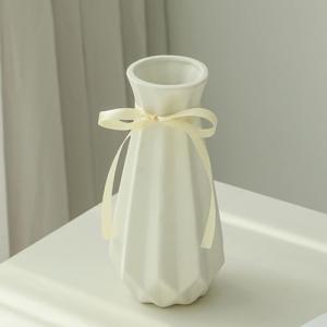 Ceramic Origami Vase with Ribbon, 20.1 cm
