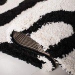Off-White Hand-Woven Ivory/Black Shag Rug 3'3 x 5'3
