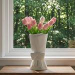 White Ceramic Bow Vase for Cute Flower Arrangements