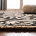 Safavieh Chelsea Black Wool Area Runner 0.6m x 1.2m