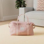 Versatile Travel Duffel Bag for Weekend Getaways