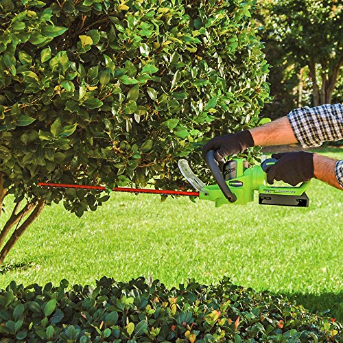 Greenworks 24V 22" Cordless Hedge Trimmer