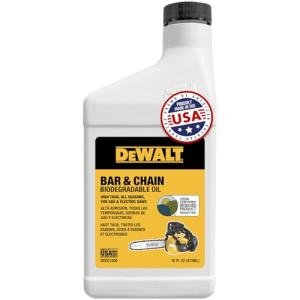 DEWALT Eco-Friendly Chainsaw Oil - 16 oz