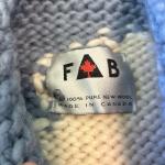 117 VTG Cowichan FAB Canada POLAR BEAR Wool  CARDIGAN Sweater Unisex Intarsia