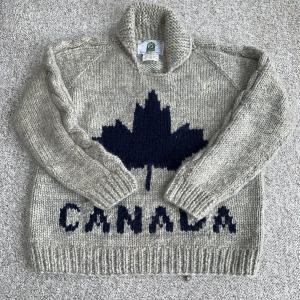 Vtg Canadian Sweater Company Wool Chunky Hand Knit- Knotted CANADA Sweater L