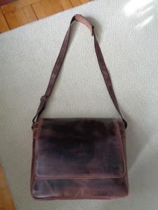 Kodiak Kasilof Brown Buffalo Leather Messenger/Laptop Messenger/Briefcase Bag
