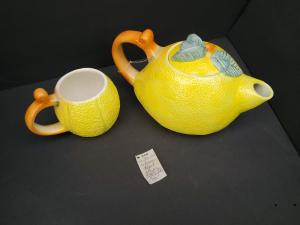 Hudson's Bay Co. Vintage Lemon Teapot  Sculptured Tea Pot & Cup England Rare