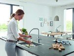 GROHE Blue Home Duo Starter Kit - Pull Out Kitchen Mixer Tap for Filtered, Chilled and Sparkling Water (Includes Cooler Unit, Filter, Co2 Carbonization Bottle), Supersteel 31539DC0