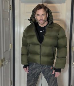 NWT OVERSTUFFED MEN’S  RUDSAK DANIEL PUFFER DOWN JACKET LIGHT OLIVE GREEN