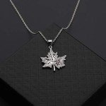 MAOFAED Maple Leaf Gift Canadian Maple Leaf Necklace Insect Gift Nature Lover Gift Leaf Jewelry for Women (Maple Leaf CA)