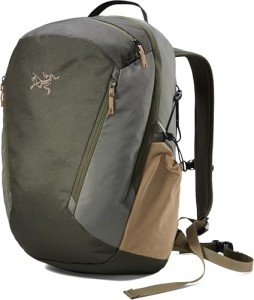 Arc'teryx Mantis 26 Backpack | Highly Versatile 26L Daypack, Tatsu/Forage, One Size, Mantis 26 Backpack