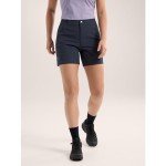 Arc'teryx Gamma Short 6 Women's | Highly Versatile 6" Softshell Short with Stretch - Redesign, Black Sapphire, 10