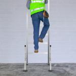 Adjustable Ladder Stabilizer for Safer Ascents