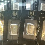 Baird & Co. 1/10 oz Platinum Bar - Vintage