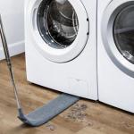 Gap Dust Cleaner with Extendable Handle and Cloths