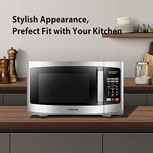 Toshiba Countertop Microwave with Auto Menus