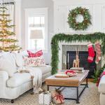 24-Inch Prelit Pine Wreath with Red Berries