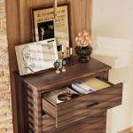 Walnut 4-Piece Queen Bedroom Set with USB Ports