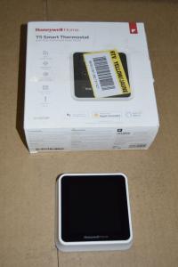 Honeywell T5 WiFi Smart Thermostat with Alexa