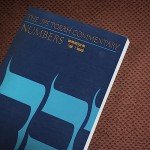 JPS Torah Commentary: Numbers in English & Hebrew